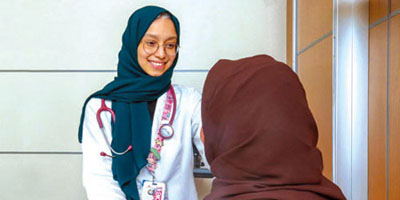 22 عامًا من العناية الممتدة بين «التخصصي» ومريضة 