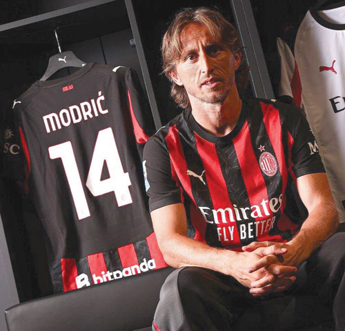 في صفقة انتقال حر 