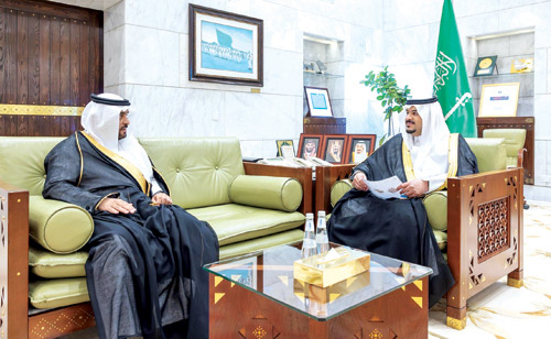 نائب أمير منطقة الرياض يطلع على برامج التدريب التقني والمهني 
