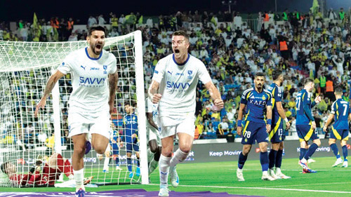 جانب من نهائي الموسم الماضي 4-1 للهلال على النصر