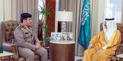 أمير المنطقة الشرقية يشيد بجهود رجال مكافحة المخدرات.. ويكرم المتميزين 