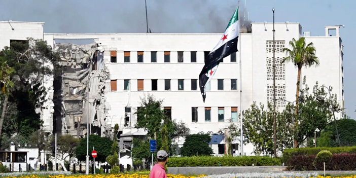 بيان مشترك لوزراء خارجية 11 دولة يرحب بالتزام الرئيس الشرع بمحاسبة مرتكبي تجاوزات السويداء 