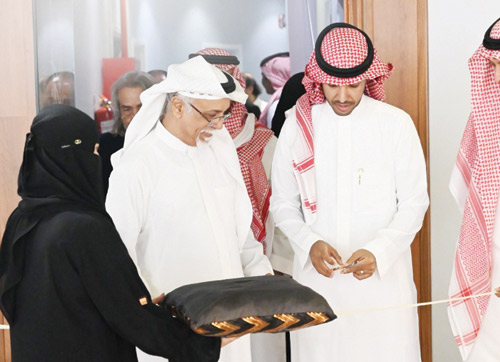  افتتاح المعرض