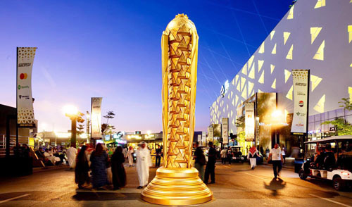 كأس العالم للرياضات الإلكترونية.. تحفة رقمية من قلب المستقبل 