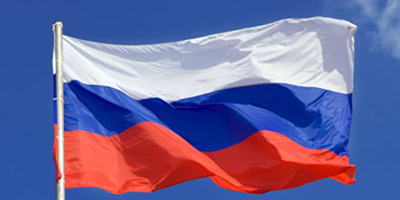 روسيا: نتابع تقارير عن وضع أمريكا أسلحة نووية في بريطانيا 