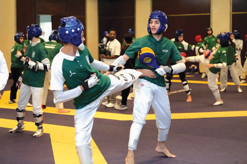 أخضر التايكوندو يغادر إلى ماليزيا للمشاركة في بطولة آسيا 