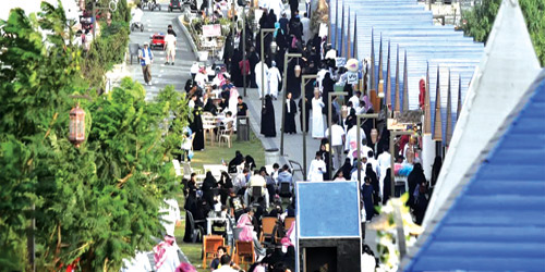 «ممشى الضباب» بالنماص.. وجهة جبلية تُعانق الغيم 