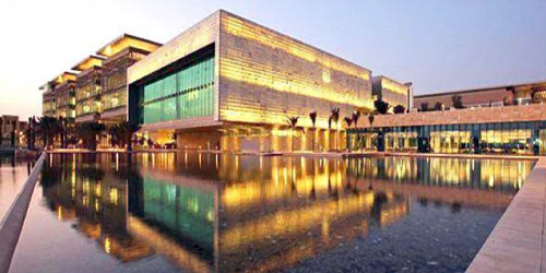 «كاوست» تكشف دور أيونات الكبريتات في زيادة أداء البطاريات المائية القابلة لإعادة الشحن 