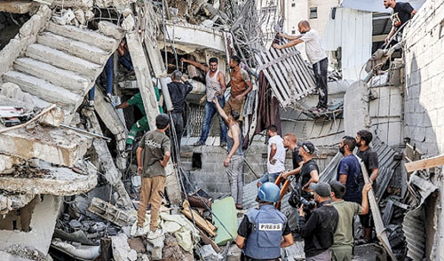 طاولة نتنياهو تتهيأ لإعلان الاحتلال الكامل لغزة!! 