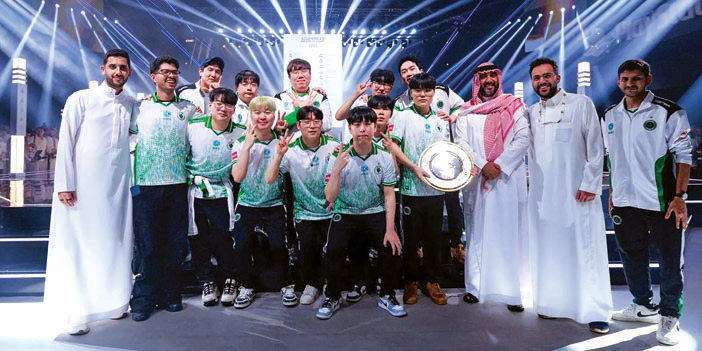  Team Falcons حافظ على صدارة الترتيب العام