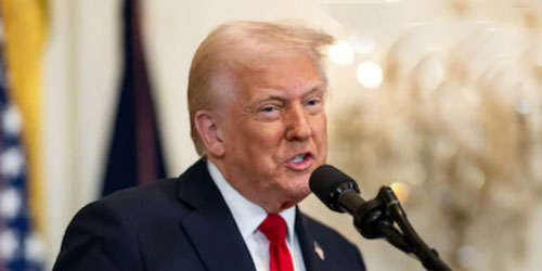 ترامب يفرض رسوماً إضافية 25 % على الواردات الهندية 