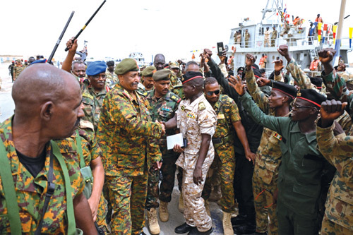 البرهان: المعركة مستمرة حتى تحرير كل أرض السودان 