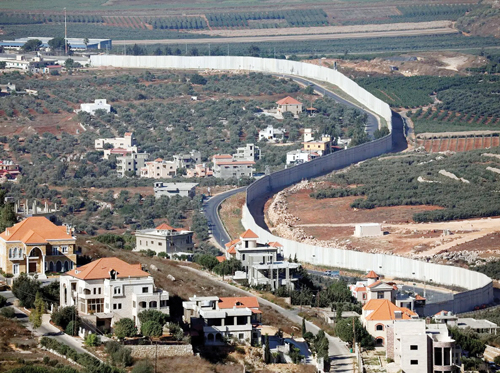 الحكومة تقر بند حصر السلاح بيد الدولة.. وتفتح باب ترسيم الحدود مع سوريا وإسرائيل 