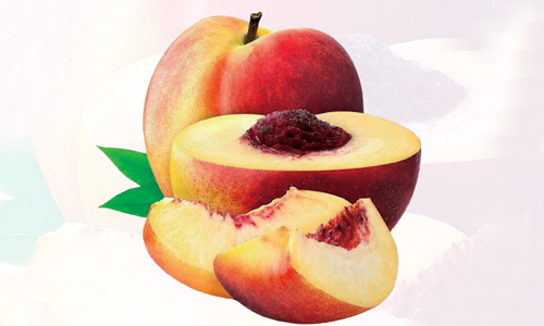 الخوخ يُزيِّن أسواق المملكة 