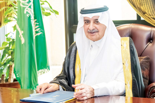  سموه خلال الاجتماع