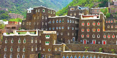 رجال ألمع.. 700 عام من الجمال والتاريخ في قلب عسير 