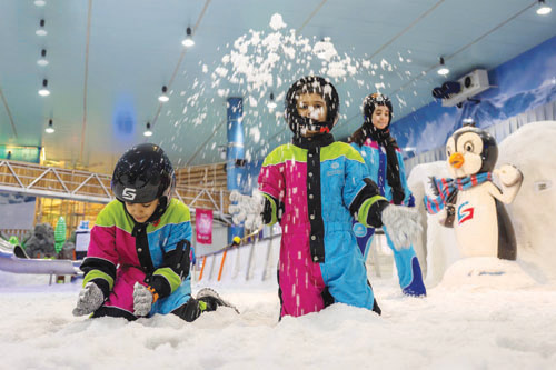 «الوجهات الثلجية التفاعلية».. تعيد تشكيل الترفيه الصيفي بالرياض 