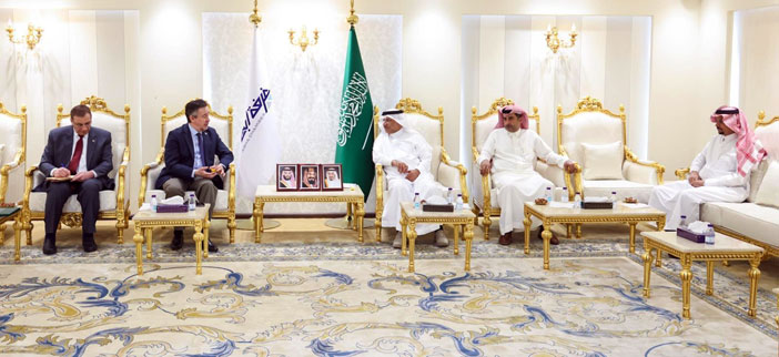 سفير البيرو لدى المملكة يطلع على الفرص الاستثمارية في عسير 