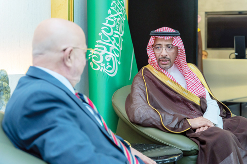 وزير الصناعة يبحث مع نظيره السوري تحديد مسارات للتكامل الصناعي 