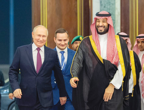  ولي العهد في لقاء سابق مع الرئيس الروسي