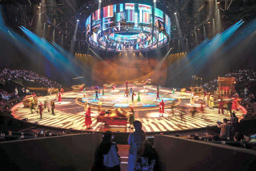 «ترحال».. التراث والتقنية في تجربة بصرية مسرحية 