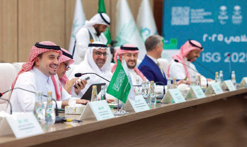 الأمير فهد بن جلوي يرأس اجتماع «تنسيقية ألعاب التضامن الإسلامي» 