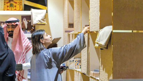 «وِرث» اختتم مشاركته في «تِرحال» بأكثر من 300 منتج تقليدي 