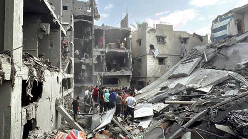 غزة.. ارتفاع عدد الشهداء الفلسطينيين إلى 63,557 