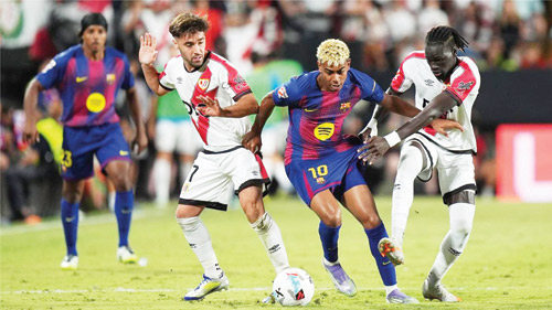 من لقاء برشلونة ورايو فاليكانو