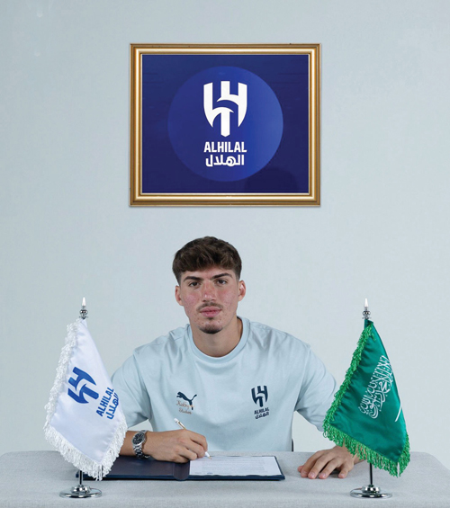  يوسف أكتشيشيك