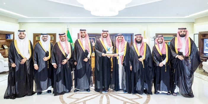 من الاستقبال