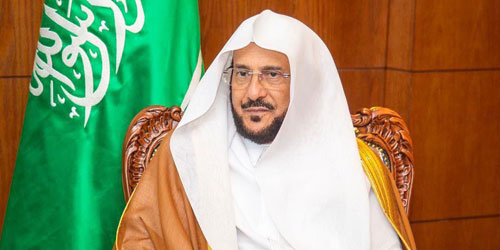 د. آل الشيخ يوجه بإقامة صلاة الخسوف عند مشاهدة خسوف القمر 