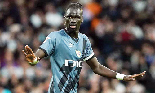 مغادرة كمارا و بوشان 