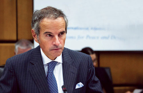 غروسي يحذر من «نفاد الوقت» في المحادثات مع طهران بشأن التفتيش 