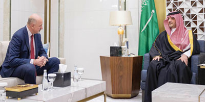 وزير الداخلية يبحث مع سفير أستراليا عددا من الموضوعات 