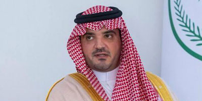 وزير الداخلية يؤكد توجيهات القيادة بتسخير كافة الإمكانيات دعماً لقطر 