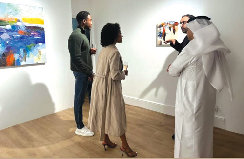 «كشف النقاب» في لندن لـ«عبدالله الأحمري» 