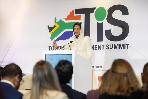 خلال المشاركة في اجتماع وزراء السياحة لـ«G20».. وقمة الاستثمار السياحي في جنوب أفريقيا 