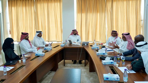 بحث الشراكة بين جامعة جازان ومدينة جازان للصناعات الأساسية 