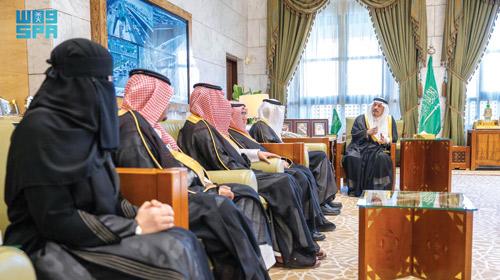 أمير منطقة الرياض يستقبل رئيس اللجنة التنفيذية لجائزة سموه للتميز والإبداع 