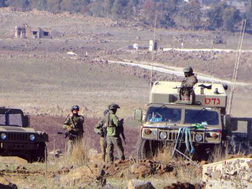 «منظمات إنسانية» تتهم إسرائيل بتهجير السكان قسراً في جنوب سوريا 