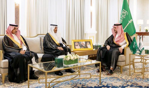 أمير الجوف يستقبل رئيس نادي المسؤولية الاجتماعية 