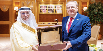 وزير التعليم العالي السوري يزور جامعة الإمام 