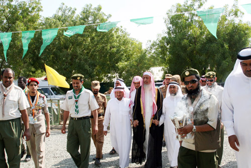 رحيل المفتي العام للمملكة.. إرث من العلم ومواقف خالدة مع الكشافة في خدمة ضيوف الرحمن 