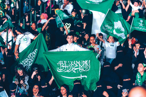 ديانا حداد تتألق في حفل اليوم الوطني بالجوف 