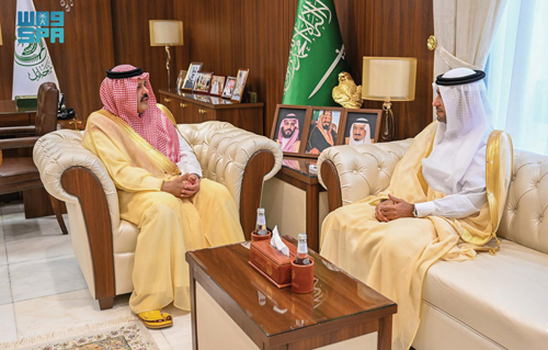 خلال استقباله الحقيل والحماد وعددا من القيادات 