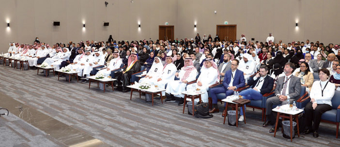 بمشاركة 24 خبيراً 