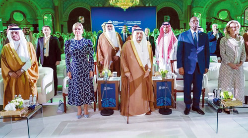 تحت رعاية خادم الحرمين.. أمير منطقة الرياض يُعلن انطلاق المنتدى الدولي للأمن السيبراني 