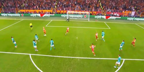 ليفربول يخسر أمام مضيفه غلطة سراي في دوري أبطال أوروبا 