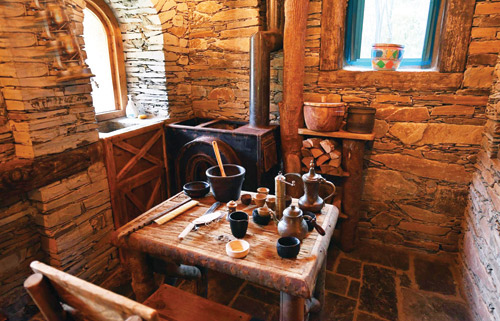 كوخ العسل في رجال ألمع.. وجهة بين التراث والسياحة العالمية 